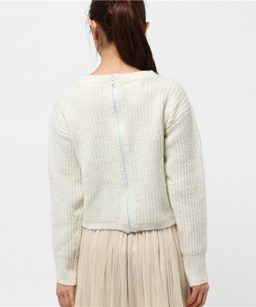 OUTLET（アウトレット）の「【WHO'S WHO gallery】後ロZIPハイネックプルオーバー（ニット/セーター・レディース・チャコールグレー/グリーン/オフホワイト・FREE）」の11枚目の写真