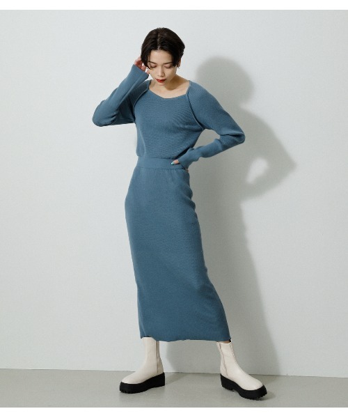 AZUL by moussy（アズールバイマウジー）の「IRREGULAR NECK RIB KNIT OP/イレギュラーネックリブニットワンピース（ワンピース・レディース・ライトブルー/ブラック/オフホワイト・SMALL/MEDIUM）」の14枚目の写真