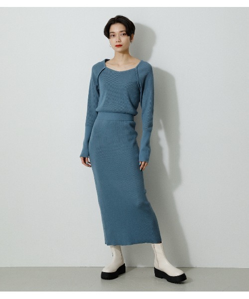 AZUL by moussy（アズールバイマウジー）の「IRREGULAR NECK RIB KNIT OP/イレギュラーネックリブニットワンピース（ワンピース・レディース・ライトブルー/ブラック/オフホワイト・SMALL/MEDIUM）」の15枚目の写真