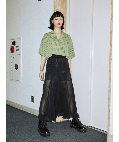 jouetie（ジュエティ）の「ショートレングスシャツ（シャツ/ブラウス・レディース・ブラウン/オフホワイト/イエロー/グリーン・MEDIUM）」の21枚目の写真