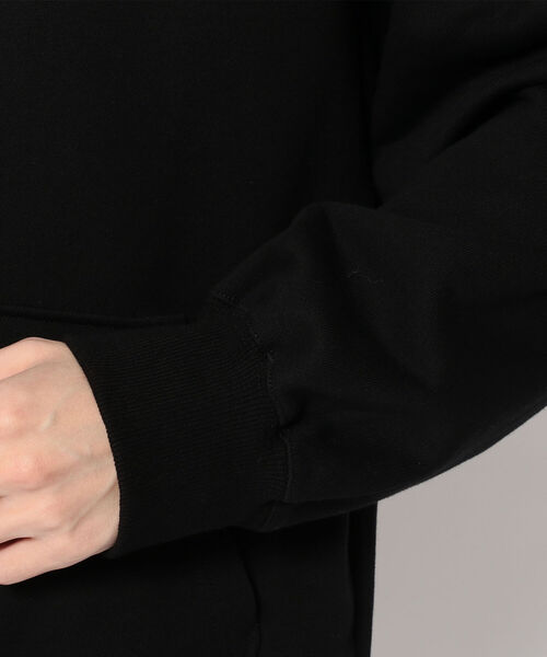 Toironier（トワロニエ）の「【WEB LIMITED】TOIRONIER/トワロニエ/DAILY LINE PULL PARKA/デイリーラインプルパーカー（パーカー・メンズ・ホワイト/ブラック・1/2）」の9枚目の写真