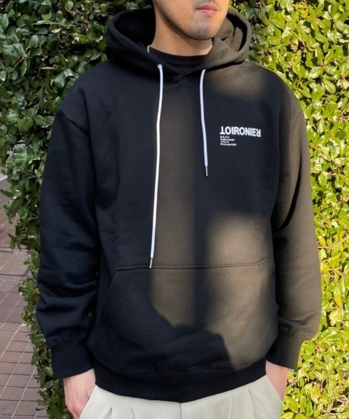 Toironier（トワロニエ）の「【WEB LIMITED】TOIRONIER/トワロニエ/DAILY LINE PULL PARKA/デイリーラインプルパーカー（パーカー・メンズ・ホワイト/ブラック・1/2）」の19枚目の写真