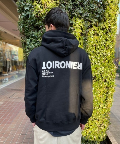Toironier（トワロニエ）の「【WEB LIMITED】TOIRONIER/トワロニエ/DAILY LINE PULL PARKA/デイリーラインプルパーカー（パーカー・メンズ・ホワイト/ブラック・1/2）」の21枚目の写真
