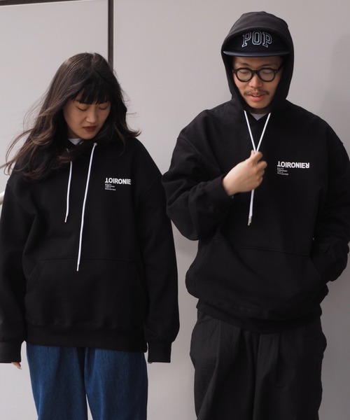 Toironier（トワロニエ）の「【WEB LIMITED】TOIRONIER/トワロニエ/DAILY LINE PULL PARKA/デイリーラインプルパーカー（パーカー・メンズ・ホワイト/ブラック・1/2）」の18枚目の写真