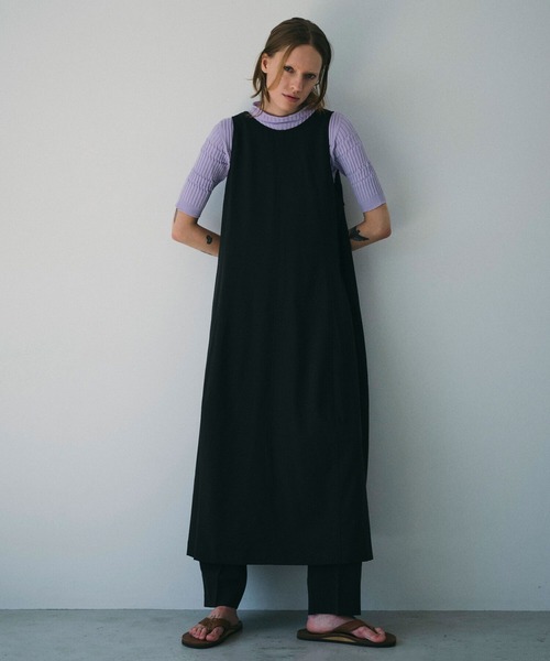 UNFIL(アンフィル)の「unfil | ファインウールトロピカル スリーブレスドレス WOMEN(ワンピース・レディース・ライトブラウン/チャコール・0)」の1枚目の写真