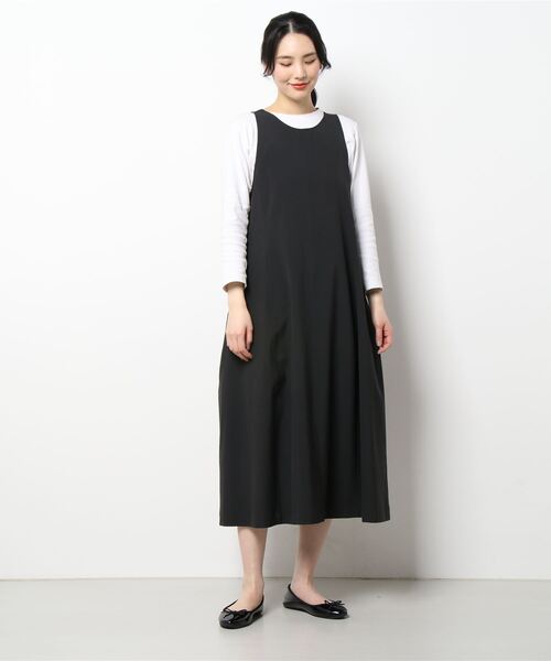 UNFIL(アンフィル)の「unfil | ファインウールトロピカル スリーブレスドレス WOMEN(ワンピース・レディース・ライトブラウン/チャコール・0)」の16枚目の写真