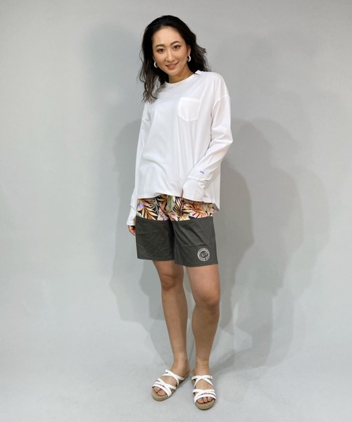 BILLABONG（ビラボン）の「BILLABONG/ビラボン  水陸両用ビッグシルエット無地ロンT/バックプリントロングスリーブTEE/長袖ラッシュガード BC013-856（ラッシュガード・レディース・ホワイト/ブラック/オレンジ・M/L）」の14枚目の写真