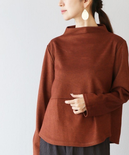 Vieo（ヴィオ）の「着回し力バツグン上品オフネックトップス（その他トップス・レディース・ブラック/ブラウン/グリーン/ベージュ/ボルドー/レッド・FREE）」の2枚目の写真