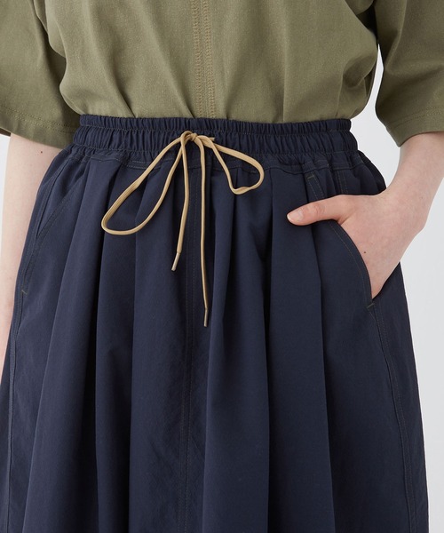 KRIFF MAYER Lady's Collection(クリフメイヤーレディースコレクション)の「クリーネスミモレスカート(スカート・レディース・ダークブルー/ネイビー/グレー/カラフル/ナチュラル/グリーン・MEDIUM/LARGE)」の17枚目の写真