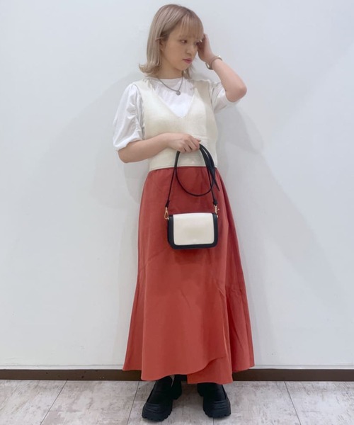 w closet(ダブルクローゼット)の「マーメイドスカート(スカート・レディース・オレンジ/ライトベージュ/ブラウン/ダークベージュ・FREE)」の7枚目の写真