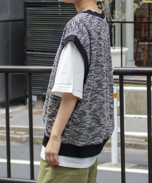 GLOSTER（グロスター）の「【GLOSTER/グロスター】バーズアイVネックニットベスト（ベスト・メンズ・ブラック系その他/ブルー系その他/グリーン系その他・MEDIUM/LARGE）」の6枚目の写真