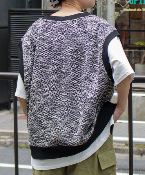 GLOSTER（グロスター）の「【GLOSTER/グロスター】バーズアイVネックニットベスト（ベスト・メンズ・ブラック系その他/ブルー系その他/グリーン系その他・MEDIUM/LARGE）」の11枚目の写真