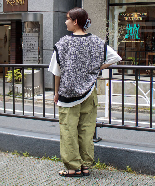 GLOSTER（グロスター）の「【GLOSTER/グロスター】バーズアイVネックニットベスト（ベスト・メンズ・ブラック系その他/ブルー系その他/グリーン系その他・MEDIUM/LARGE）」の21枚目の写真