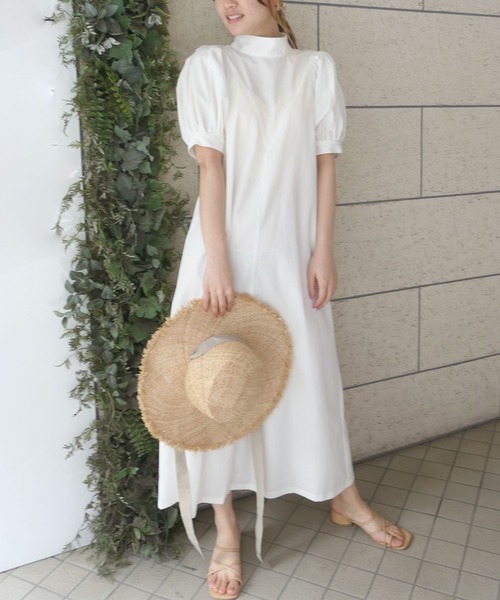 CORNERS（コーナーズ）の「パフスリーブハイネネックロングワンピース（ワンピース・レディース・ブラック/オフホワイト/ブルー/グリーン・M）」の2枚目の写真