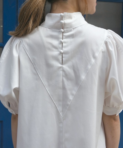 CORNERS（コーナーズ）の「パフスリーブハイネネックロングワンピース（ワンピース・レディース・ブラック/オフホワイト/ブルー/グリーン・M）」の14枚目の写真