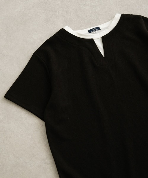 ITEMS URBANRESEARCH（アイテムズ アーバンリサーチ）の「フェイクレイヤード キーネックTシャツ（Tシャツ/カットソー・メンズ・ブルー/グリーン/アイボリー/ブラック・MEDIUM/LARGE）」の3枚目の写真