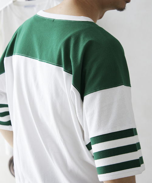 JOURNAL STANDARD relume（ジャーナルスタンダード　レリューム）の「FOOTBALL プリントTシャツ（Tシャツ/カットソー・メンズ・ブラック系その他2/ブラック系その他/ボルドー/グリーン/ブルー/レッド/ネイビー/ブラック・LARGE/MEDIUM）」の16枚目の写真