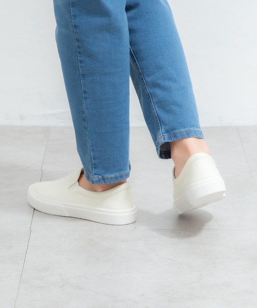 Honeys(ハニーズ)の「スリッポン(スリッポン・レディース・チャコール/ブラック/ホワイト・L/LL/S/M)」の7枚目の写真