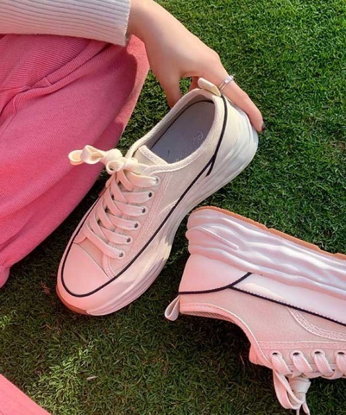 Viv' Run 装飾されたプラットフォーム スニーカー Viv' Run 装飾されたプラットフォーム スニーカー (Roger Vivier