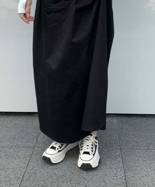 Vipoa(ヴィポア)の「プラットフォームスニーカー(スニーカー・レディース・アイボリー/ブラック・SMALL/MEDIUM/LARGE)」の11枚目の写真