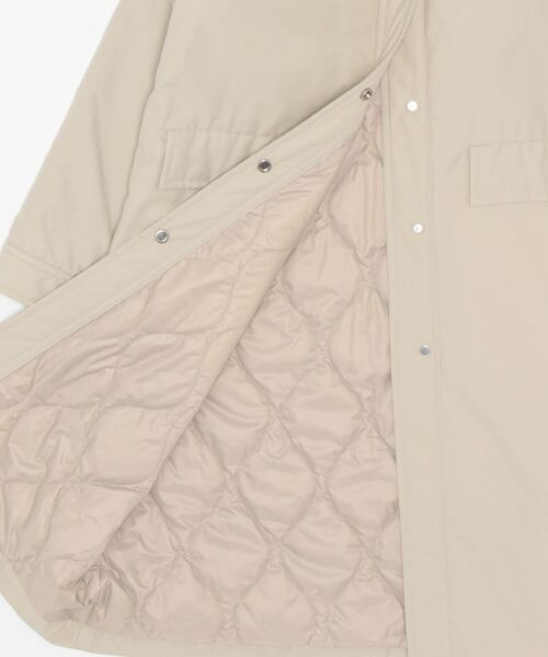 SIPULI(シプリ)の「Cotton Nylon Coating スタンドカラーコート(その他アウター・レディース・カーキ/アイボリー・2)」の13枚目の写真