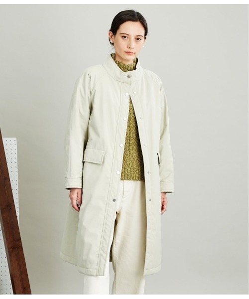 SIPULI(シプリ)の「Cotton Nylon Coating スタンドカラーコート(その他アウター・レディース・カーキ/アイボリー・2)」の2枚目の写真