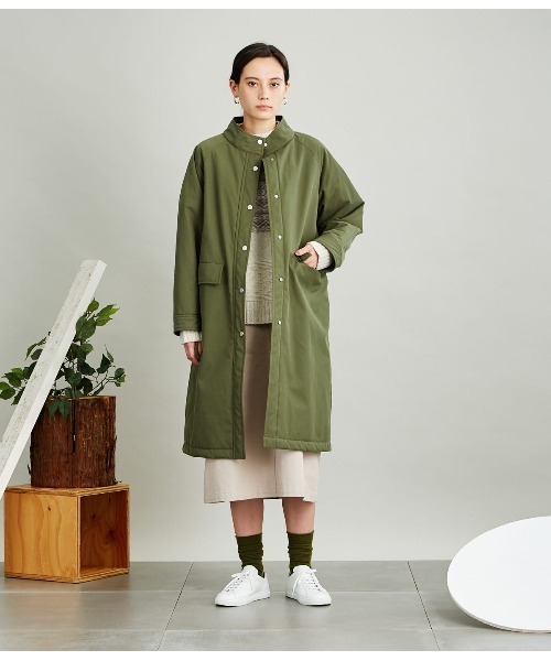 SIPULI(シプリ)の「Cotton Nylon Coating スタンドカラーコート(その他アウター・レディース・カーキ/アイボリー・2)」の11枚目の写真