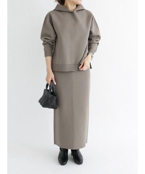 Samansa Mos2 blue(サマンサモスモスブルー)の「ニットパーカー【セットアップ可】(パーカー・レディース・モカ/チャコール/キナリ・フリ-)」の14枚目の写真