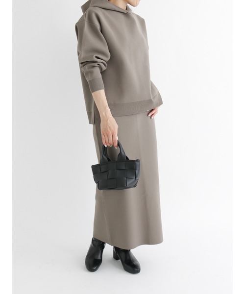 Samansa Mos2 blue(サマンサモスモスブルー)の「ニットパーカー【セットアップ可】(パーカー・レディース・モカ/チャコール/キナリ・フリ-)」の10枚目の写真