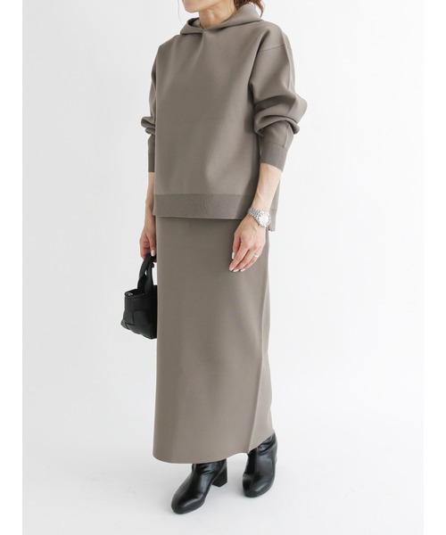 Samansa Mos2 blue(サマンサモスモスブルー)の「ニットパーカー【セットアップ可】(パーカー・レディース・モカ/チャコール/キナリ・フリ-)」の6枚目の写真