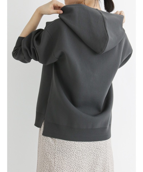 Samansa Mos2 blue(サマンサモスモスブルー)の「ニットパーカー【セットアップ可】(パーカー・レディース・モカ/チャコール/キナリ・フリ-)」の11枚目の写真