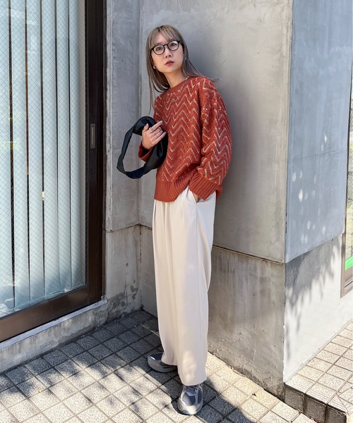 feepur(フェピュール)の「【ハンドウォッシャブル】ヘリンボーンループジャガードニット(ニット/セーター・レディース・オレンジ/ブラック/オフホワイト・MEDIUM)」の6枚目の写真