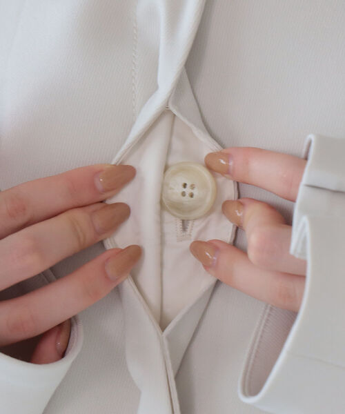 Ray BEAMS（レイビームス）の「Ray BEAMS / カーブ スリーブ ステンカラーコート（ステンカラーコート・レディース・オフホワイト/ブラック・ONE SIZE）」の18枚目の写真