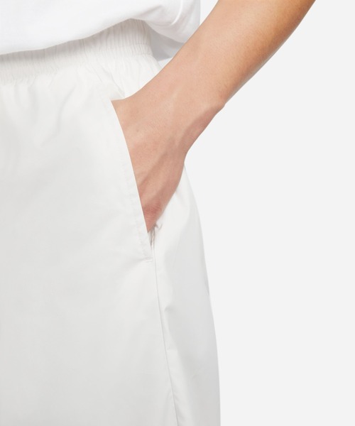 NIKE(ナイキ)の「NIKE/ナイキ NY クラブ ウーブンパンツ MCF セットアップ対応 DX0622-010/DX0622-030(その他パンツ・メンズ・アイボリー/ブラック・S/M/L/XL/2XL)」の5枚目の写真