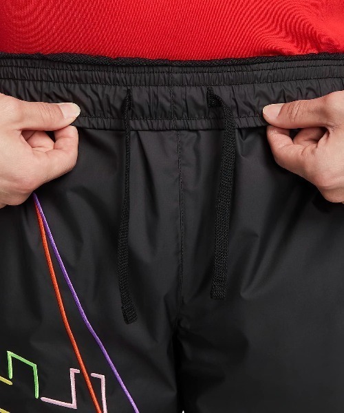 NIKE(ナイキ)の「NIKE/ナイキ NY クラブ ウーブンパンツ MCF セットアップ対応 DX0622-010/DX0622-030(その他パンツ・メンズ・アイボリー/ブラック・S/M/L/XL/2XL)」の16枚目の写真