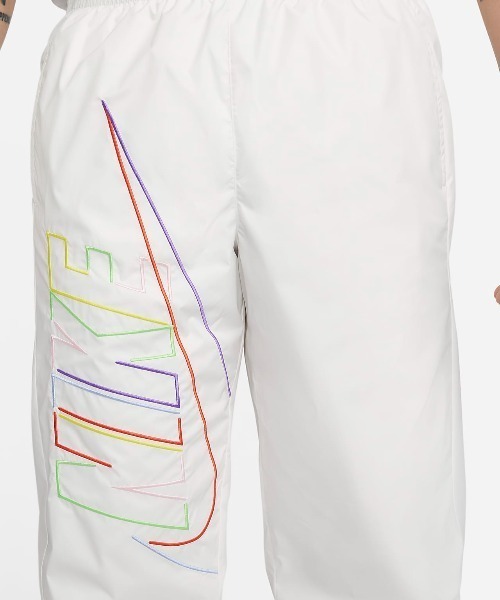 NIKE(ナイキ)の「NIKE/ナイキ NY クラブ ウーブンパンツ MCF セットアップ対応 DX0622-010/DX0622-030(その他パンツ・メンズ・アイボリー/ブラック・S/M/L/XL/2XL)」の10枚目の写真