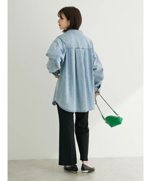ELENCARE DUE(エレンカーレデュエ)の「・ELENCARE DUE デニムシャツチュニック(チュニック・レディース・ブラック/インディゴブルー・FREE)」の7枚目の写真