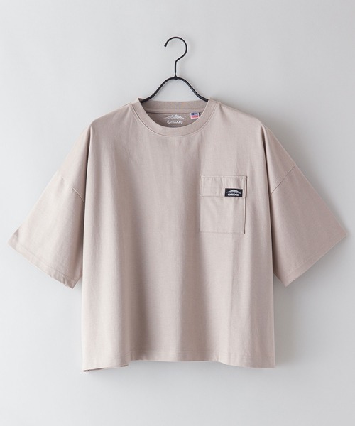 OUTDOOR PRODUCTS(アウトドアプロダクツ)の「USAコットン フラップポケット ビッグシルエット ワンポイントブランドロゴ Tシャツ(Tシャツ/カットソー・レディース・カーキ/チャコールグレー/ホワイト/ベージュ・FREE)」の7枚目の写真