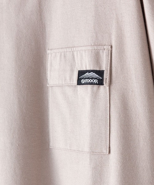 OUTDOOR PRODUCTS(アウトドアプロダクツ)の「USAコットン フラップポケット ビッグシルエット ワンポイントブランドロゴ Tシャツ(Tシャツ/カットソー・レディース・カーキ/チャコールグレー/ホワイト/ベージュ・FREE)」の11枚目の写真