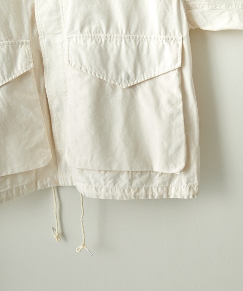 JEANS FACTORY Clothes（ジーンズファクトリークローズ）の「[Jeans Factory Clothes/ジーンズファクトリークローズ] ショート丈ワイドM-65 ミリタリージャケット（ミリタリージャケット・レディース・ホワイト/オリーブ・M/L）」の14枚目の写真