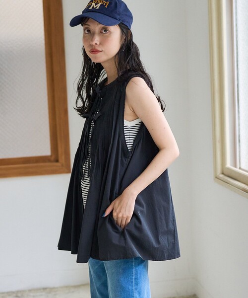 FREAK'S STORE（フリークスストア）の「ピンタックベスト（ベスト・レディース・オリーブ/ブラック/オフホワイト・ﾌﾘ-）」の14枚目の写真
