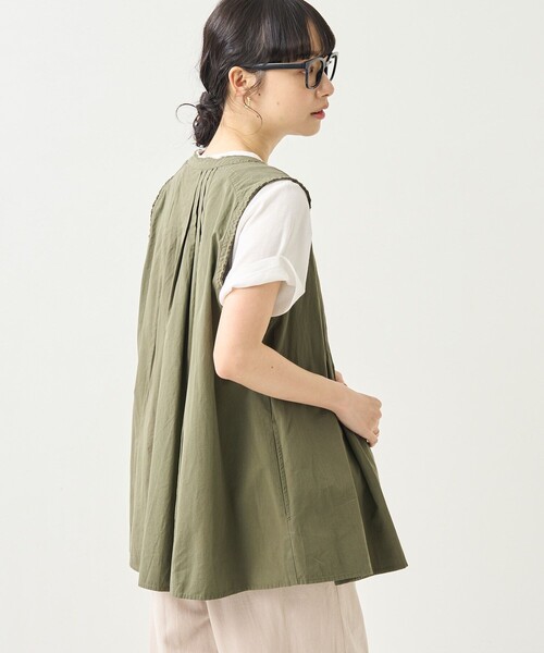 FREAK'S STORE（フリークスストア）の「ピンタックベスト（ベスト・レディース・オリーブ/ブラック/オフホワイト・ﾌﾘ-）」の22枚目の写真