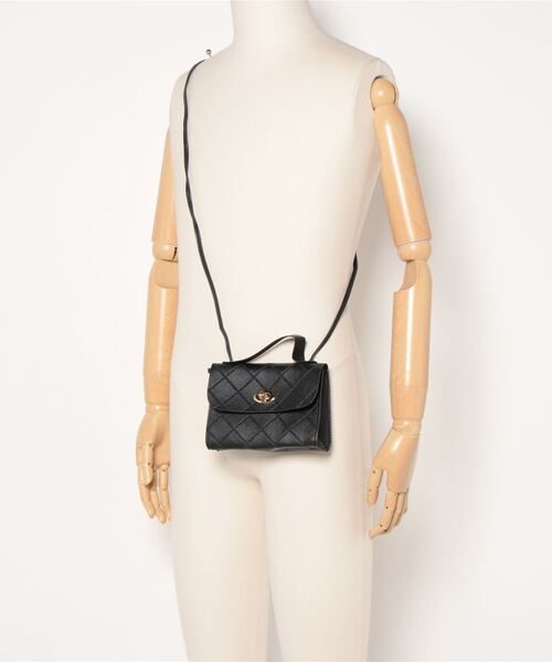 NiiNa(ニーナ)の「【NiiNa】ダイヤステッチワンハンドル2wayミニバッグ(ハンドバッグ・レディース・ブラック/レッド/ピンク/ブラウン/ホワイト・FREE)」の19枚目の写真
