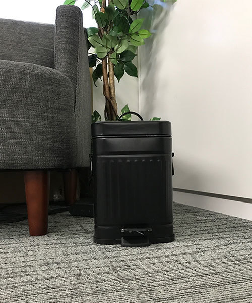 entre square(アントレスクエアー)の「bcl/Galva スクエアダストボックス 3L マットブラック ごみ箱(ダストボックス・レディース・ブラック・FREE)」の5枚目の写真