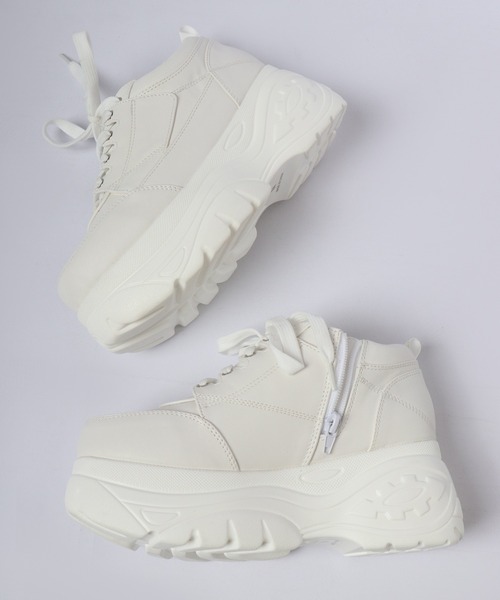 lus.（ラスドット）の「厚底サイドジップスニーカー（スニーカー・レディース・ブラック/ホワイト・S/M/L/LL/3L）」の19枚目の写真