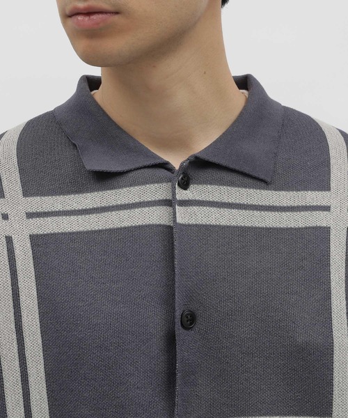 LAKOLE（ラコレ）の「チェックガラニット半袖シャツ / 704945（ニット/セーター・メンズ・ベージュ/チャコールグレー/ブルー・MEDIUM/LARGE）」の6枚目の写真