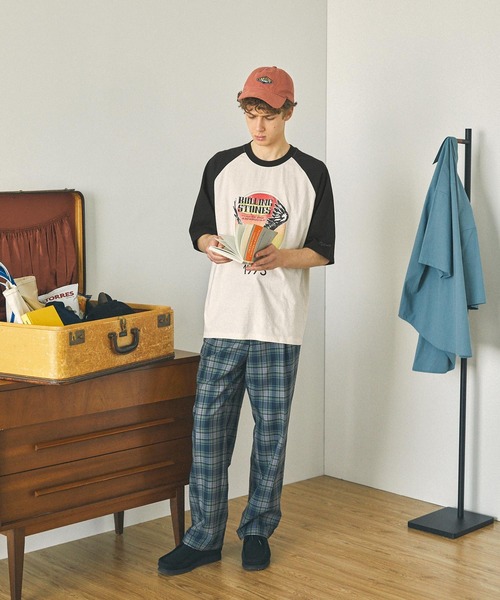 EMMA CLOTHES（エマクローズ）の「【Queen/The Rolling Stones/Guns N' Roses】別注 ロックプリント オーバーサイズ ピグメント加工 半袖Tシャツ EMMA CLOTHES（Tシャツ/カットソー・メンズ・ブラック系1/ブラック系3/ホワイト系1/ホワイト系2/ホワイト系3/ブラック系2/ブラック系4/ブラック系5/ホワイト系4・M/L）」の19枚目の写真