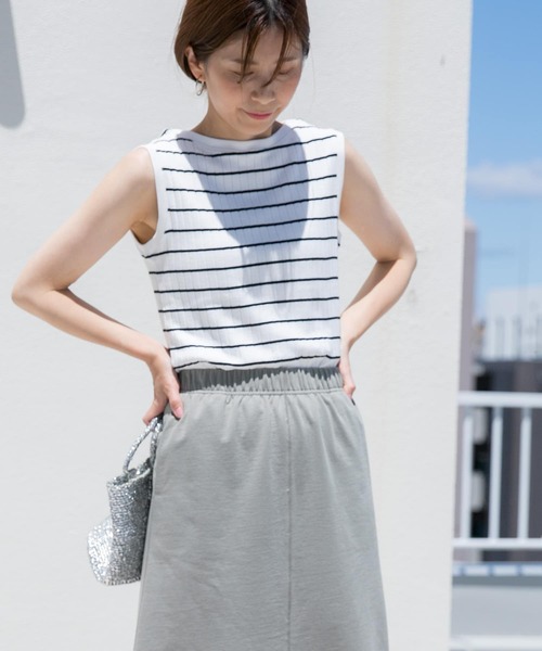 URBAN RESEARCH DOORS（アーバンリサーチドアーズ）の「針抜きノースリーブカットソー（Tシャツ/カットソー・レディース・オフホワイト/ホワイト系その他/ブラック/イエロー系その他・MEDIUM）」の22枚目の写真