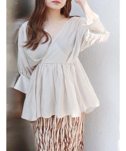 MURUA(ムルーア)の「シアーカシュクールシャツ(シャツ/ブラウス・レディース・ホワイト/ダークグレー/ライトグレー・FREE)」の2枚目の写真