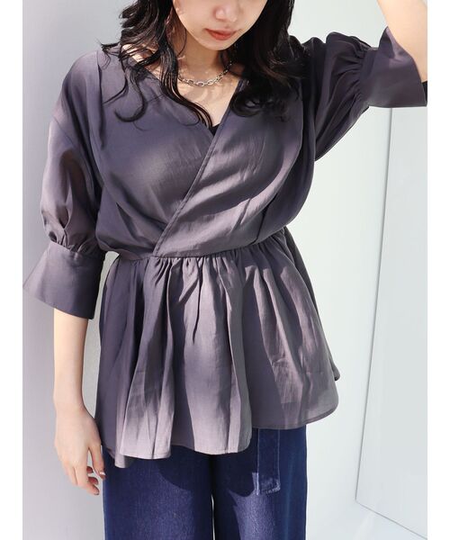 MURUA(ムルーア)の「シアーカシュクールシャツ(シャツ/ブラウス・レディース・ホワイト/ダークグレー/ライトグレー・FREE)」の3枚目の写真